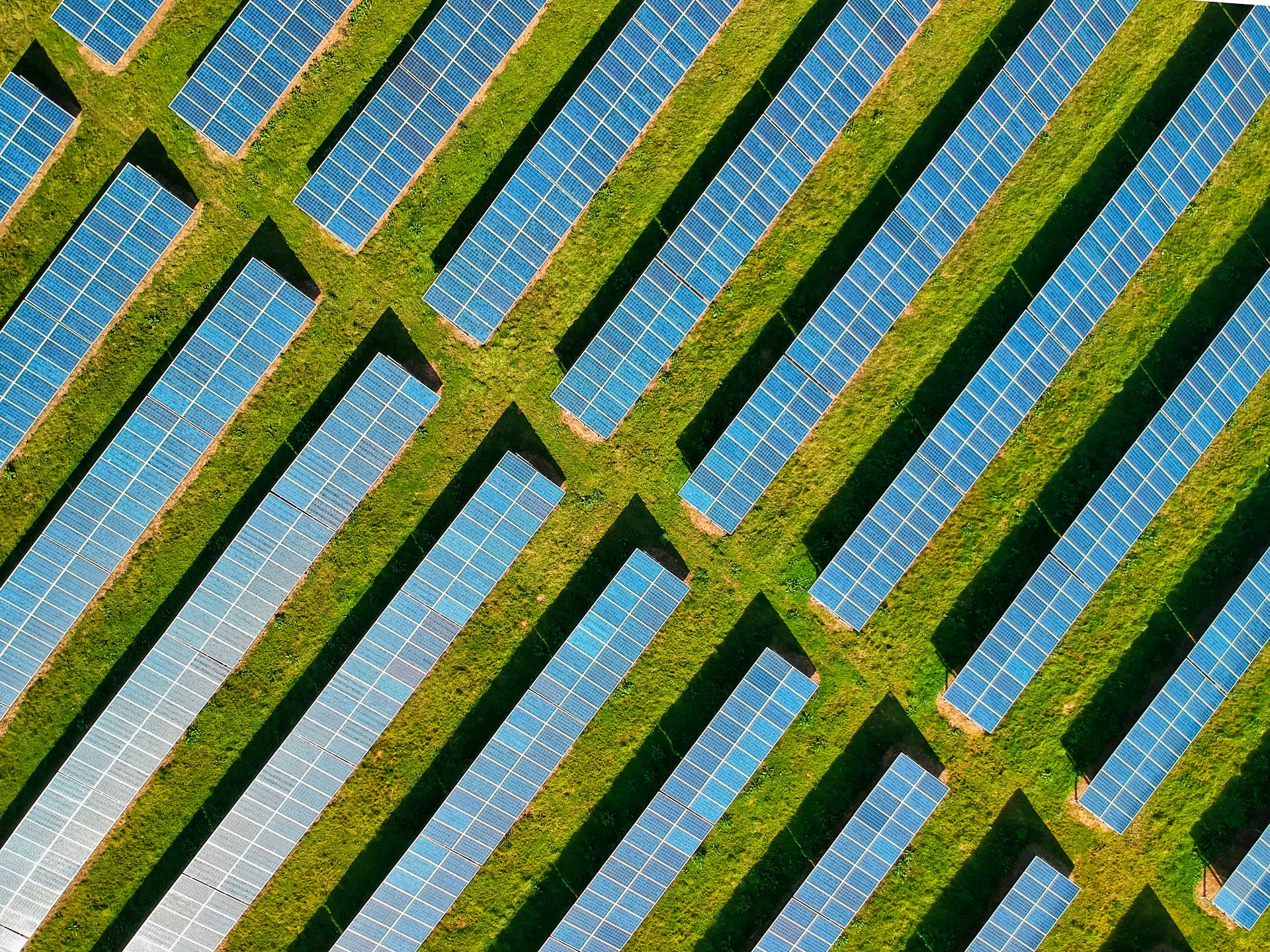 Vista aérea de paneles fotovoltaicos